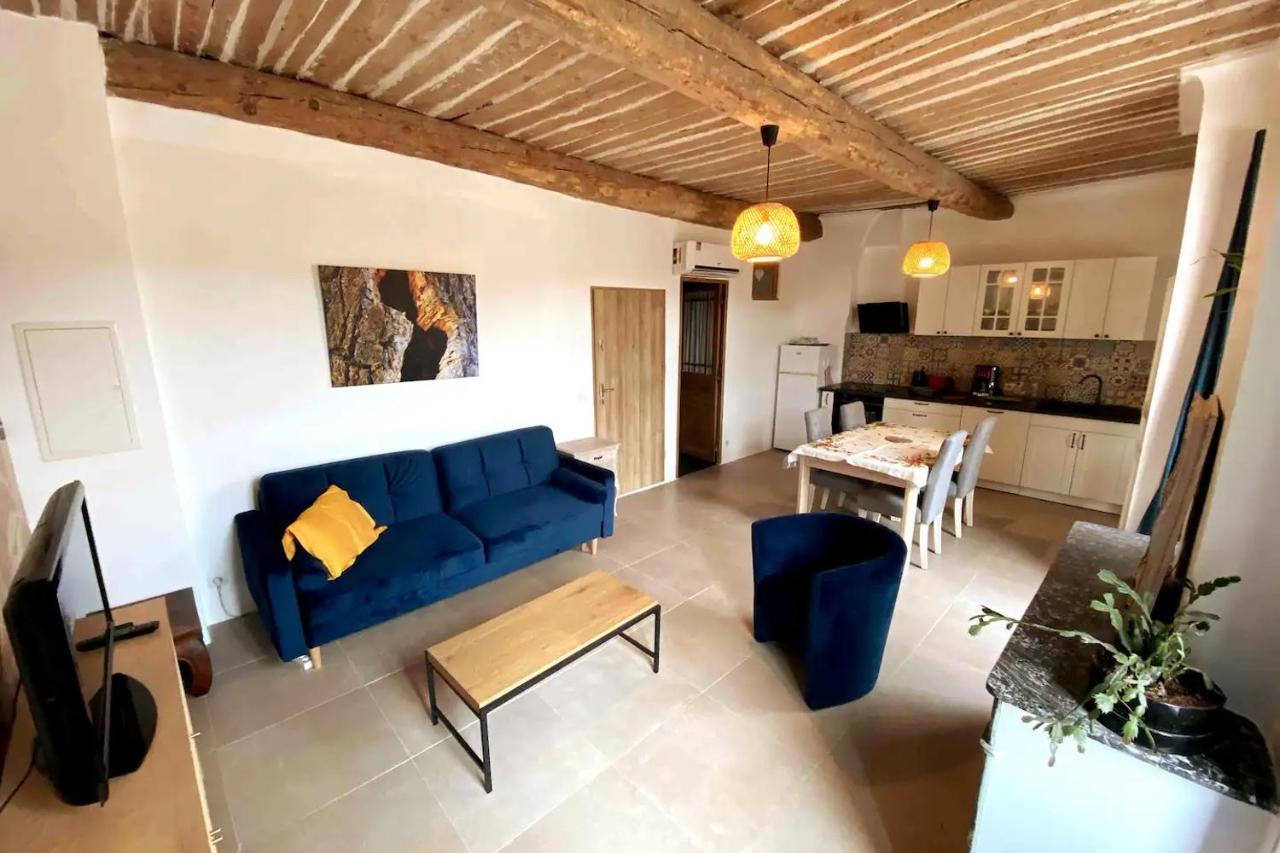 Appartement Provencal Avec Terrasse Dans Le Var Les Arcs-sur-Argens ภายนอก รูปภาพ